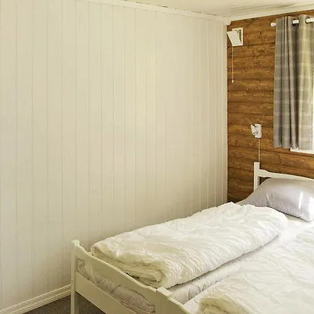 Two-bedroom In Utvik 2 Holiday home *