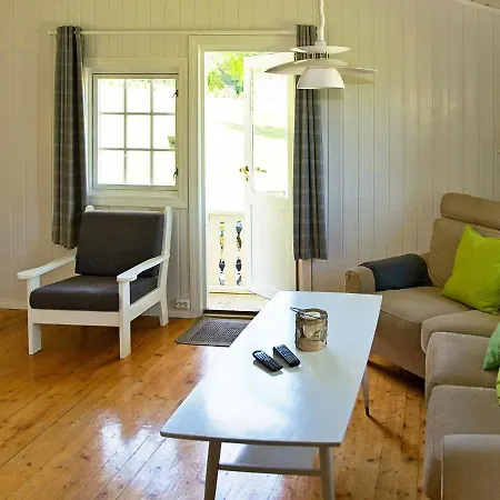Holiday home Two-bedroom In Utvik 2 *