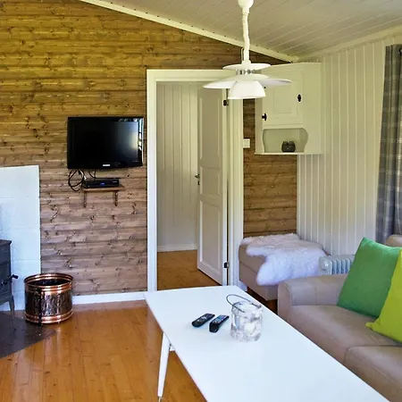 Holiday home Two-bedroom In Utvik 2 Reed