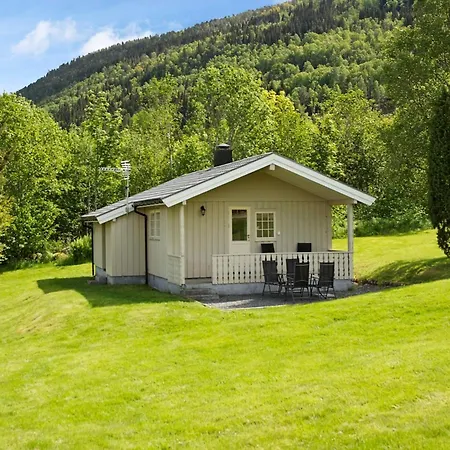Holiday home 4 Person In Utvik-by Traum Reed