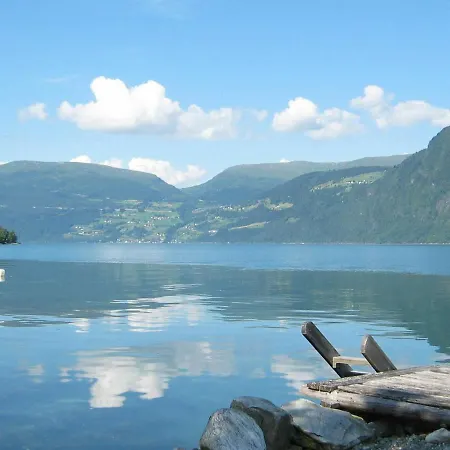 Hébergement de vacances 4 Person In Utvik-by Traum Reed