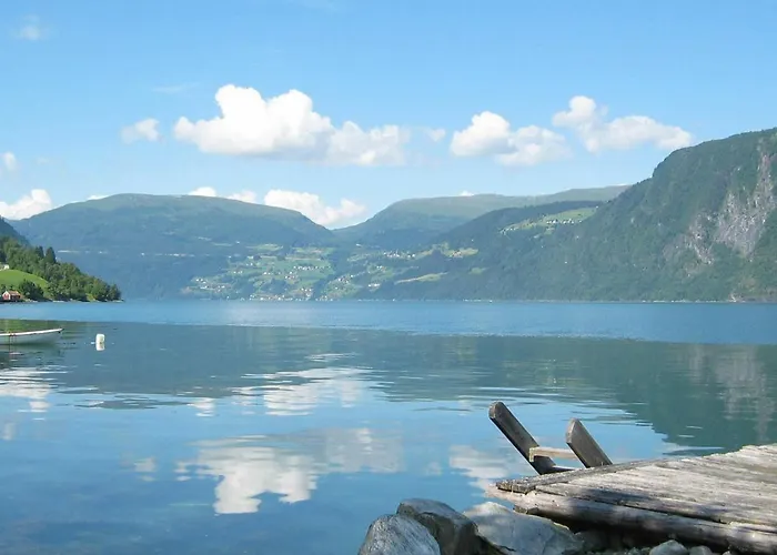 Dom wakacyjny 4 Person In Utvik-by Traum Reed